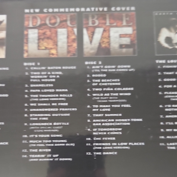 Garth Brooks Limited Series CD Box Set - Picture 4 of 5